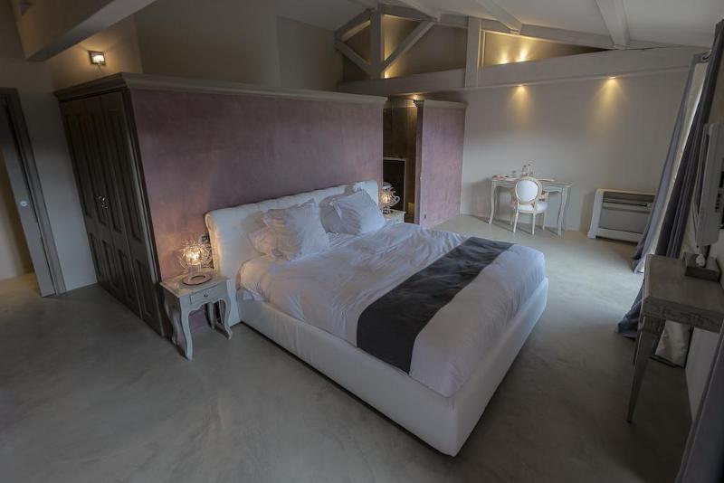 Hotel La Bastide Du Clos Des Roses - Teritoria 4*